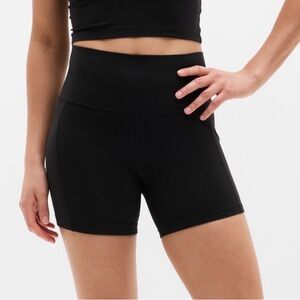 Athleta Women's Salutation Stash High-Rise 5” Bike Short